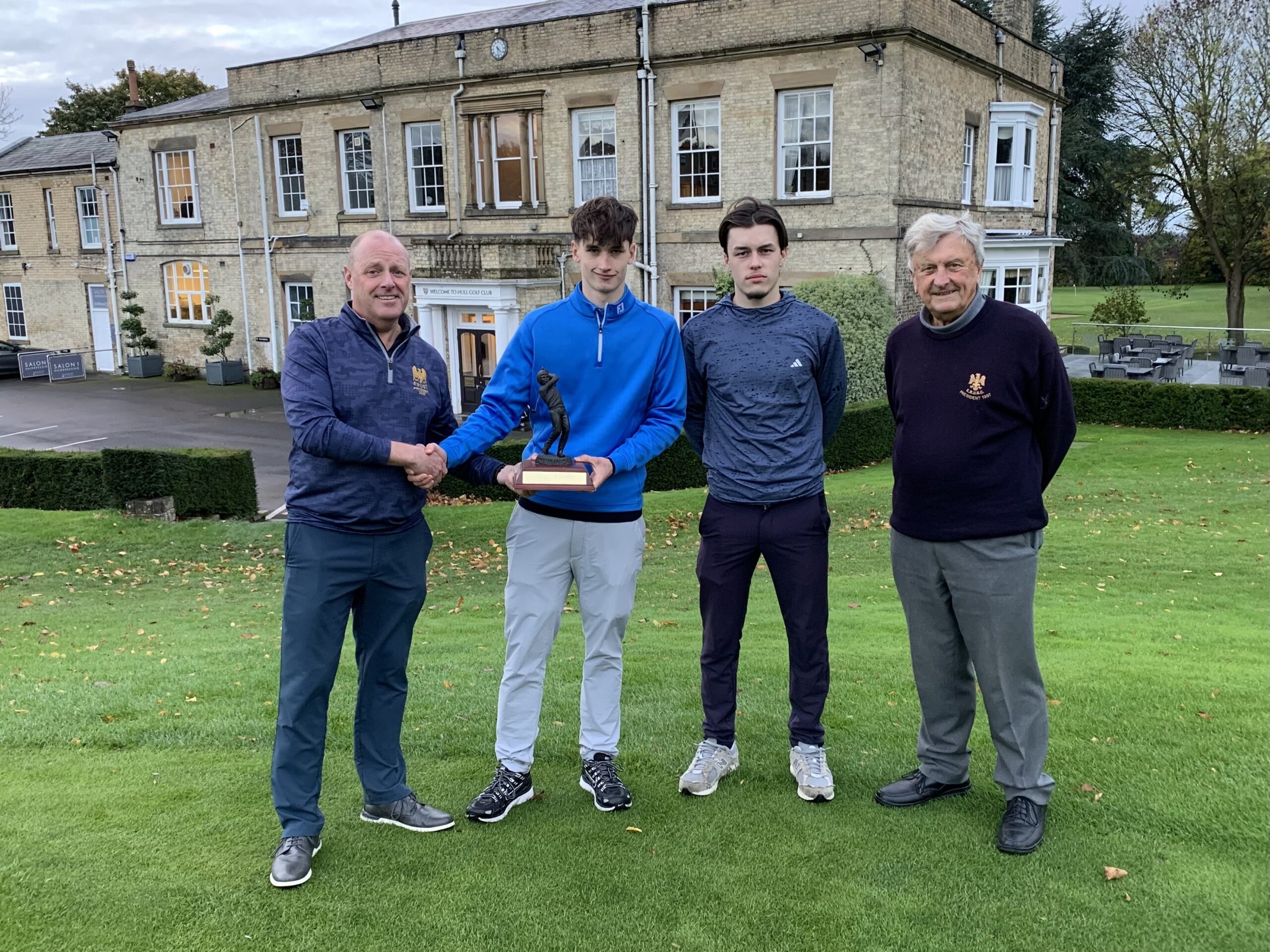 Pepper’s putter too hot for Huxley – Junior Matchplay final